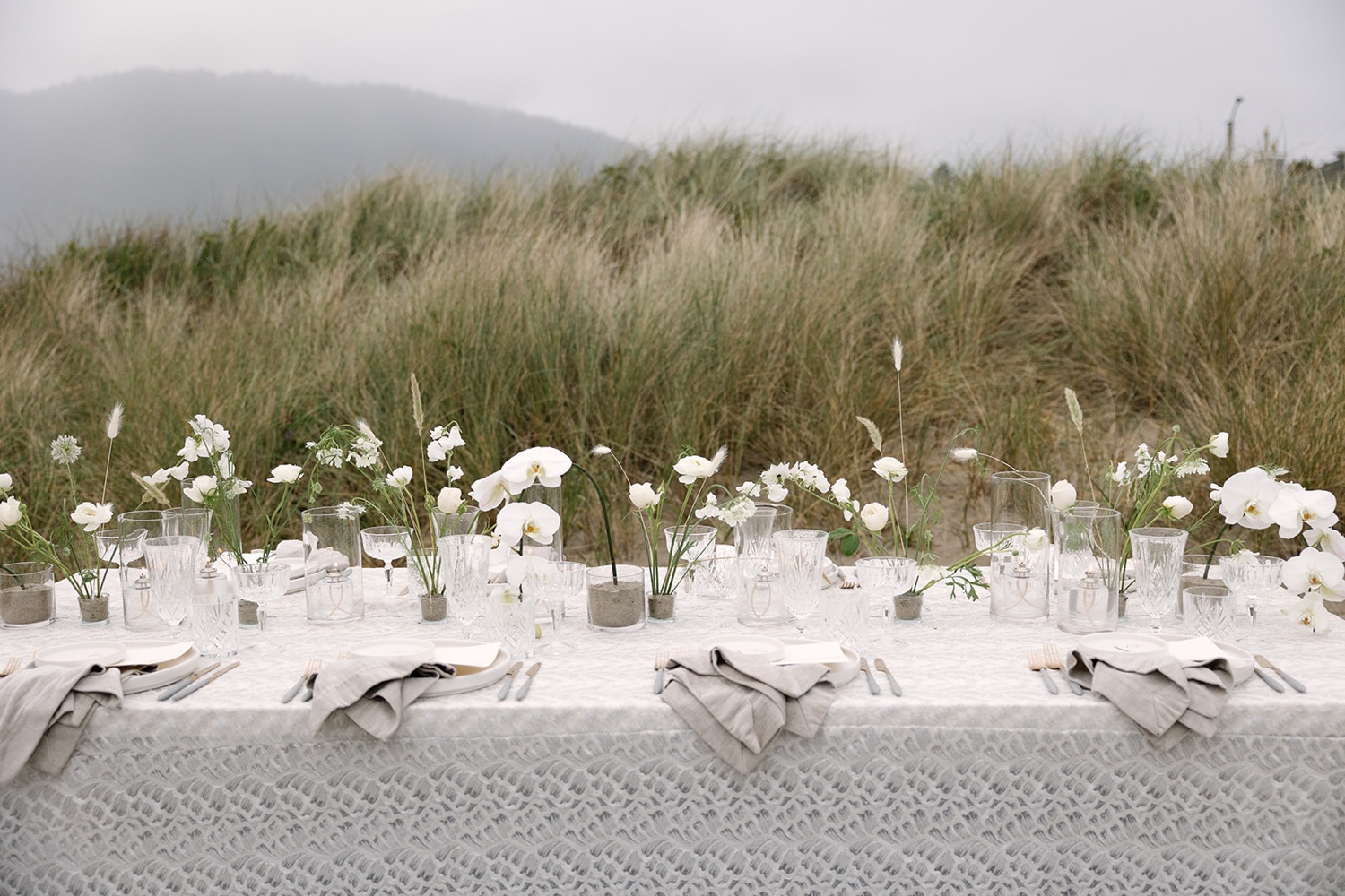 an Oregon coast elopement reception table