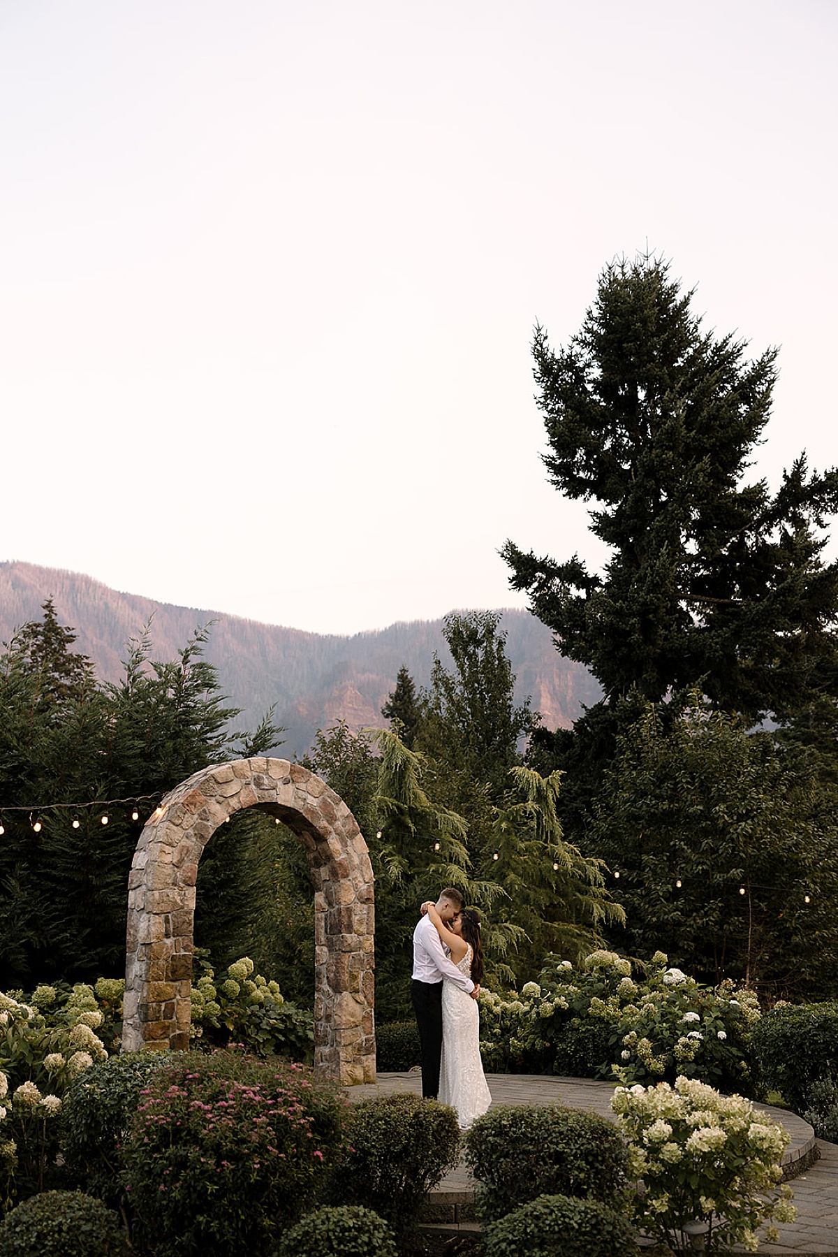a bride and groom at their Columbia Gorge wedding